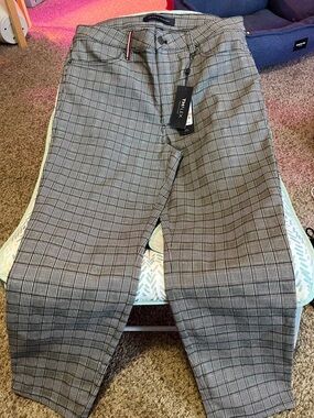 Woman’s dress  pant Tommy Hilfiger sz 12